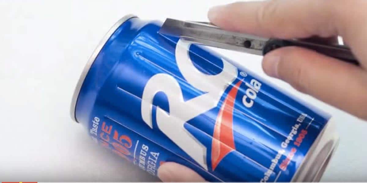 She Cuts a Soda Can With An X-Acto Knife And What She Makes Is So Cool And Useful! | DIY Joy Projects and Crafts Ideas