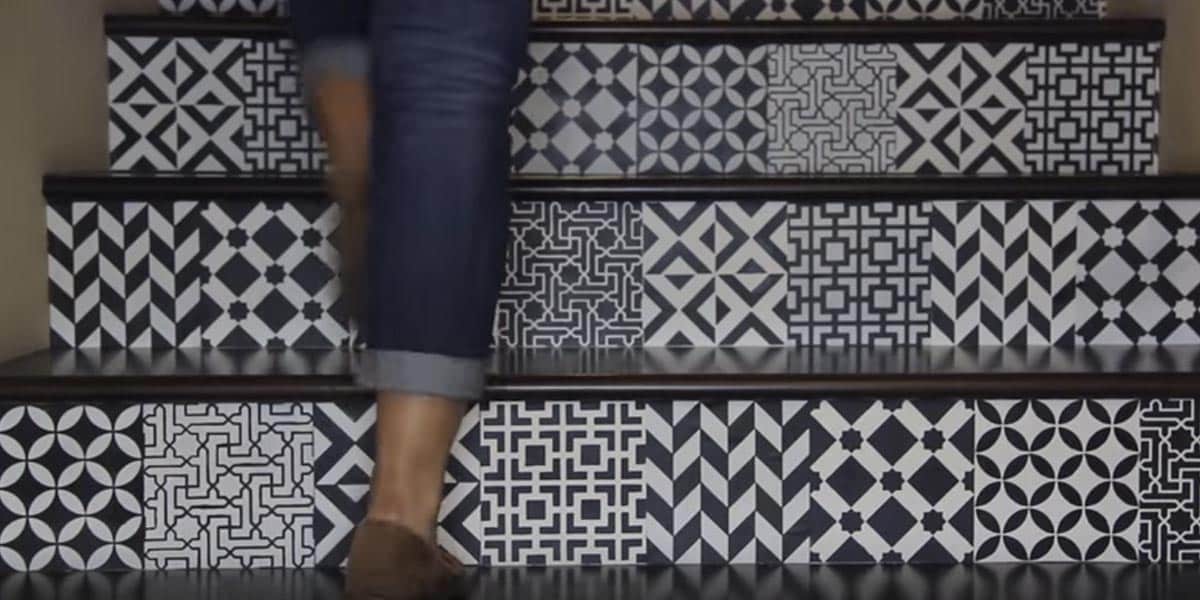 Watch The Absolutely Fascinating Way She Transforms Her Stairs Into A Work of Art! | DIY Joy Projects and Crafts Ideas