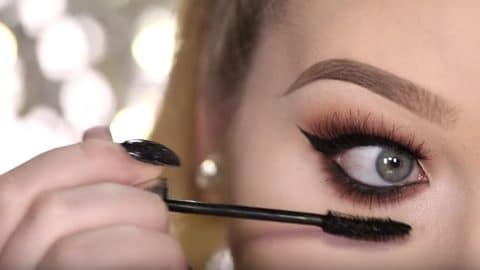 She Shows Us How To Achieve The Adele Classic Glam Look (Watch!) | DIY Joy Projects and Crafts Ideas