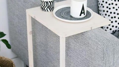 He Makes A Special Table To Go Over The Arm Of A Sofa (So Brilliant!) | DIY Joy Projects and Crafts Ideas