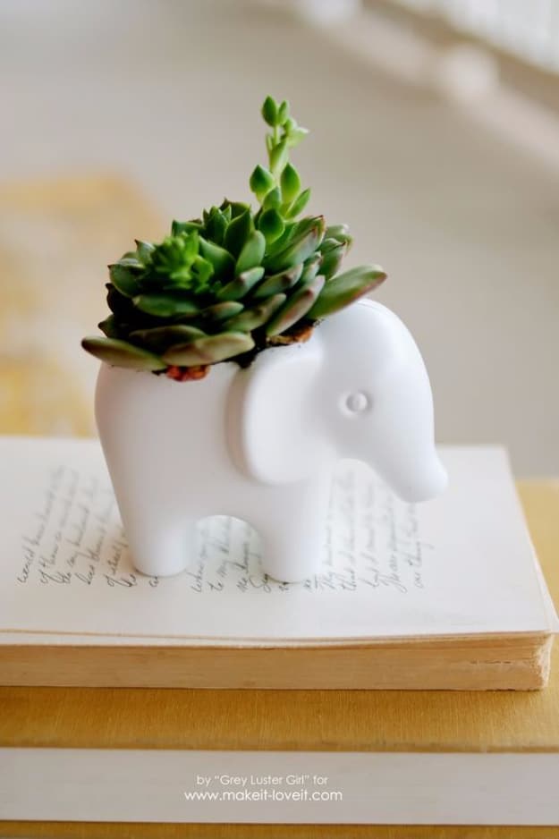 42 DIY Room Decor for Girls - DIY Toy Elephant Succulent Planter - Awesome Do It Yourself Room Decor For Girls, Room Decorating Ideas, Creative Room Decor For Girls, Bedroom Accessories, Cute Room Decor For Girls 