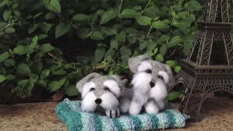 Learn How to Make These Felted Schnauzers | DIY Joy Projects and Crafts Ideas
