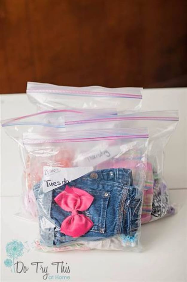 32 DIY Parenting Hacks - Pack Outfits Into Ziploc Bags - Brilliant Parenting Hacks, Tips And Tricks That Will Make Parenting Easier, Parenting Made Fun, Genius Parenting Hacks Every Parent Should Know, Best Parenting Hacks, Extremely Clever Parenting Hacks 