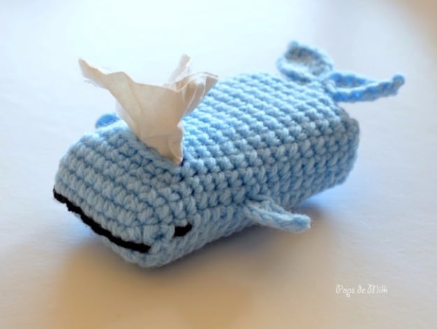 32 Easy Knitted Gifts - Whale Tissue Cozy - Last Minute Knitted Gifts, Best Knitted Gifts For Anyone, Easy Knitted Gifts To Make, Knitted Gifts For Friends, Easy Knitting Patterns For Beginners, Quick Knitting Ideas #knitting #gifts #diygifts