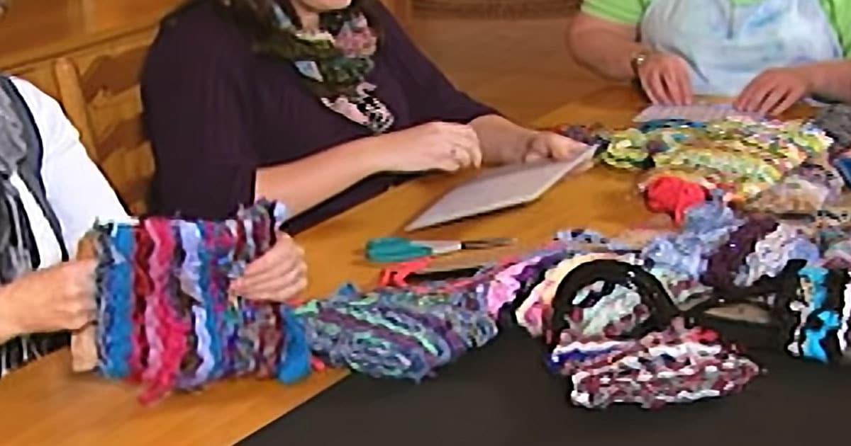 A “Girls Get Together Craft” and “Crafts to Make and Sell” Idea | DIY Joy Projects and Crafts Ideas