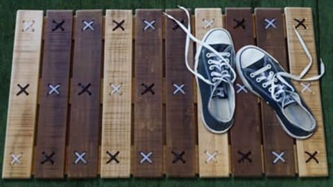 DIY Pallet Doormat Made With Zipties | DIY Joy Projects and Crafts Ideas