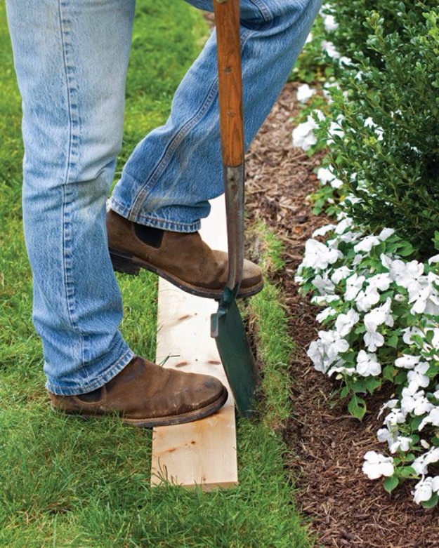 29 DIY Landscaping and Yard Hacks