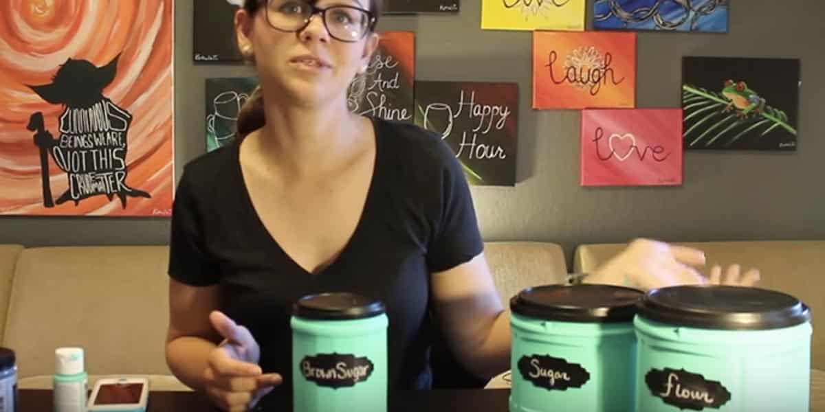 You Won’t Believe What She Recycles To Make These Fabulous Containers Out Of! | DIY Joy Projects and Crafts Ideas