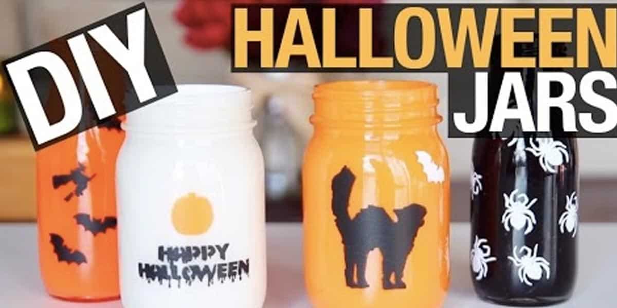 DIY Halloween Mason Jars Hold Candy Or Tea Lights | DIY Joy Projects and Crafts Ideas