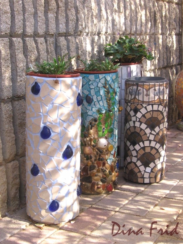 DIY Projects Made With Broken Tile - PVC Pipe Planter - Best Creative Crafts, Easy DYI Projects You Can Make With Tiles - Mosaic Patterns and Crafty DIY Home Decor Ideas That Make Awesome DIY Gifts and Christmas Presents for Friends and Family 