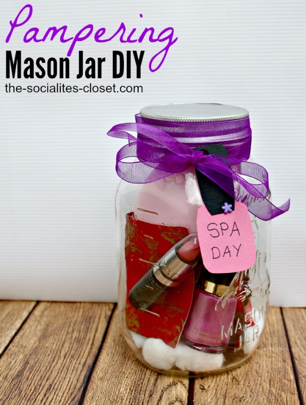 Best DIY Gifts in Mason Jars - Pampering Mason Jar DIY - Cute Mason Jar Crafts and Recipe Ideas that Make Great DIY Christmas Presents for Friends and Family - Gifts for Her, Him, Mom and Dad - Gifts in A Jar #diygifts #christmas