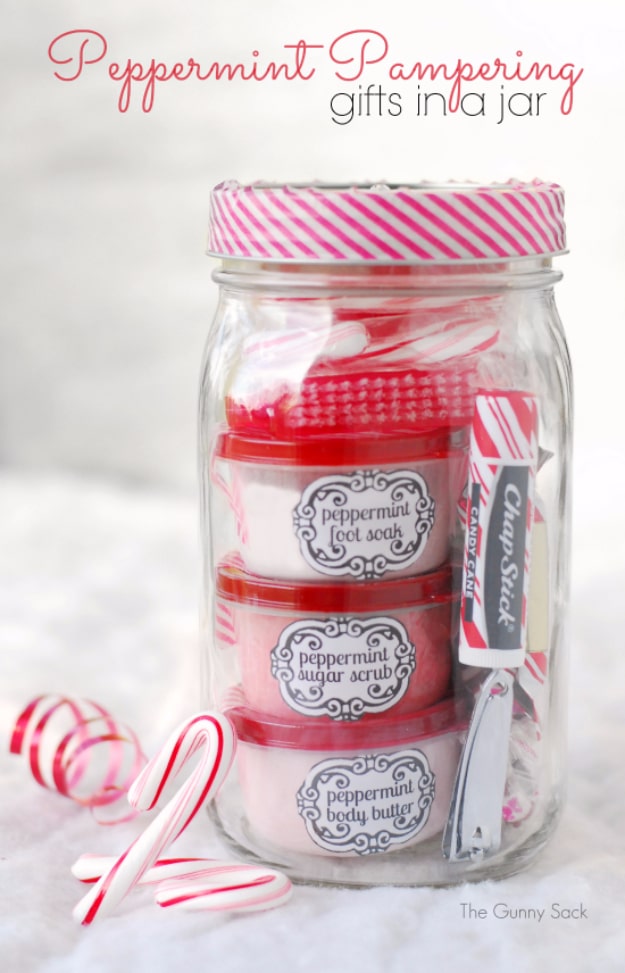 Best DIY Gifts in Mason Jars - Peppermint Pampering Gifts In A Jar - Cute Mason Jar Crafts and Recipe Ideas that Make Great DIY Christmas Presents for Friends and Family - Gifts for Her, Him, Mom and Dad - Gifts in A Jar #diygifts #christmas