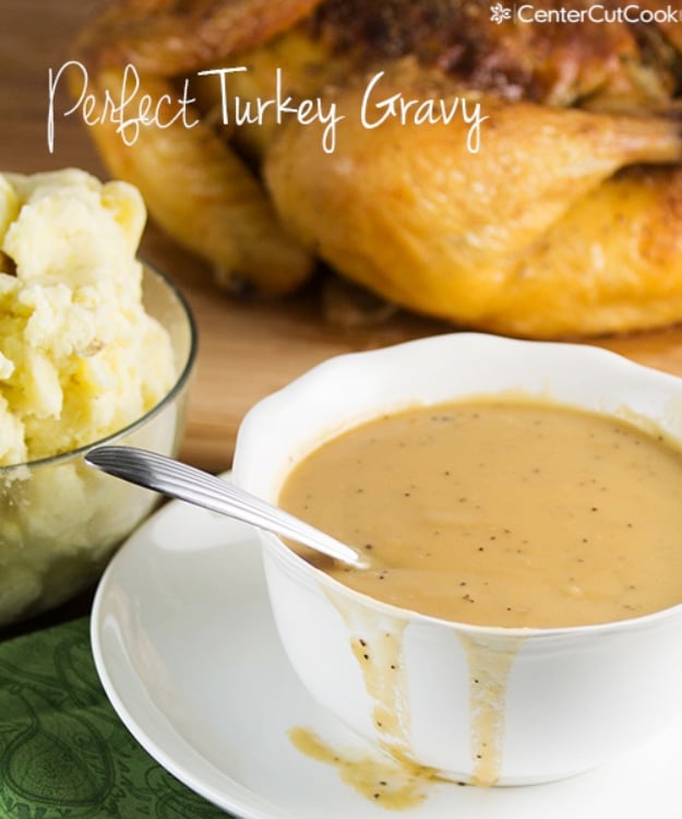 Easy Thanksgiving Recipes - Perfect Turkey Gravy - Best Simple and Quick Recipe Ideas for Thanksgiving Dinner. Cranberries, Turkey, Gravy, Sauces, Sides, Vegetables, Dips and Desserts - DIY Cooking Tutorials With Step by Step Instructions - Ideas for A Crowd, Parties and Last Minute Recipes 