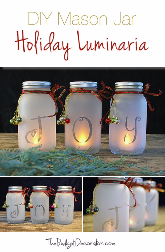 DIY Christmas Luminaries and Home Decor for The Holidays - DIY Mason Jar Holiday Luminaria - Cool Candle Holders, Tea Lights, Holiday Gift Ideas, Christmas Crafts for Kids #diy #luminaries #christmas