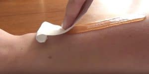 She Shows Us An Excellent Sugaring Recipe For Permanent Hair Removal (Watch!)