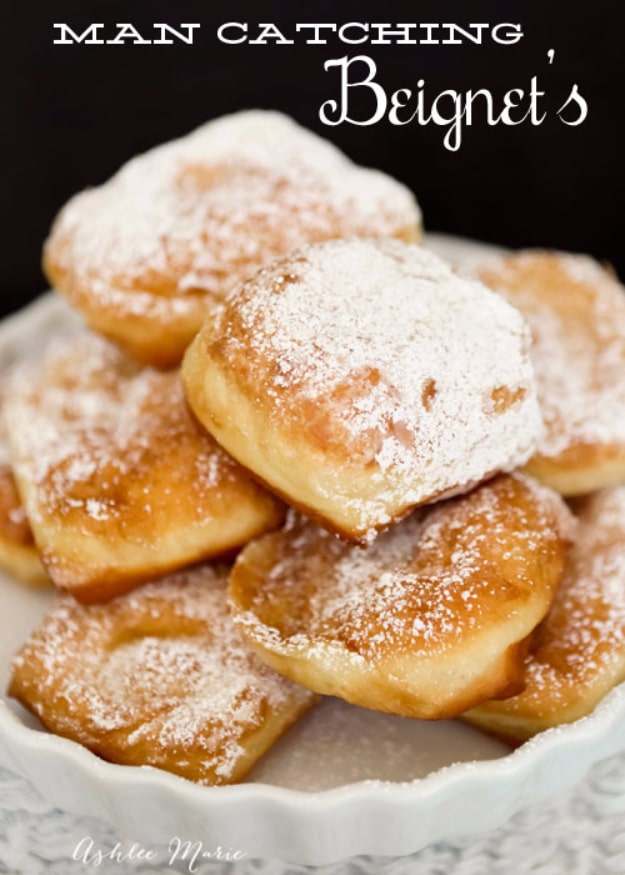  Best Copycat Recipes From Top Restaurants - Man Catching New Orleans Beignets - Awesome Recipe Knockoffs and Recipe Ideas from Chipotle Restaurant, Starbucks, Olive Garden, Cinabbon, Cracker Barrel, Taco Bell, Cheesecake Factory, KFC, Mc Donalds, Red Lobster, Panda Express #recipes #copycat #dinnerideas 