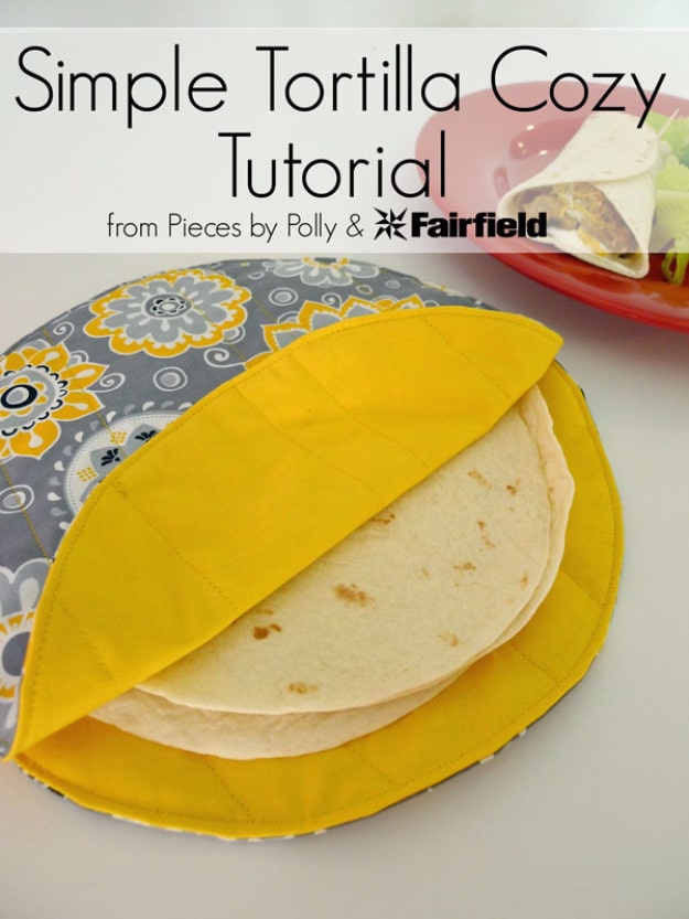 DIY Sewing Projects for the Kitchen - Simple Tortilla Cozy - Easy Sewing Tutorials and Patterns for Towels, napkinds, aprons and cool Christmas gifts for friends and family - Rustic, Modern and Creative Home Decor Ideas #sewing 