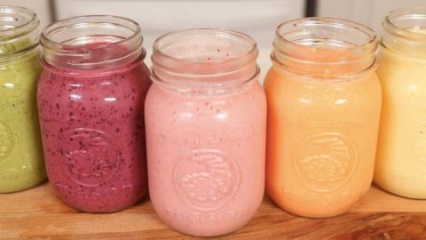 She Makes 5 Healthy Breakfast Smoothies You Gotta Try…They’re So Yummy! | DIY Joy Projects and Crafts Ideas