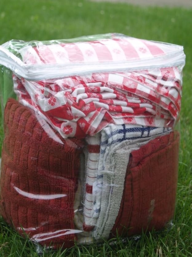 DIY Camping Hacks - Camping Bedding Storage - Easy Tips and Tricks, Recipes for Camping - Gear Ideas, Cheap Camping Supplies, Tutorials for Making Quick Camping Food, Fire Starters, Gear Holders #diy #camping