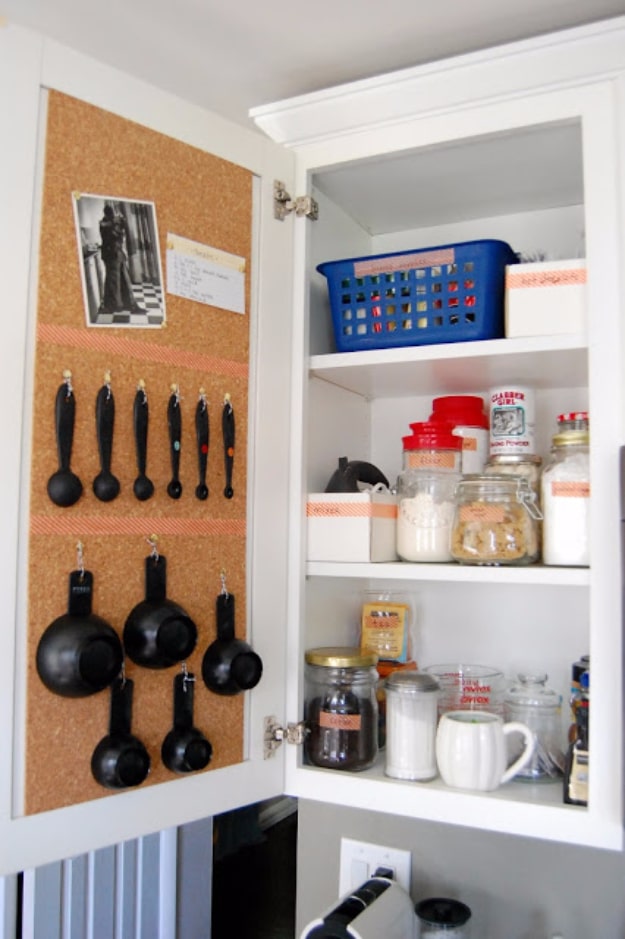 Best Organizing Ideas for the New Year - Cork Board Pantry Organization - Resolutions for Getting Organized - DIY Organizing Projects for Home, Bedroom, Closet, Bath and Kitchen - Easy Ways to Organize Shoes, Clutter, Desk and Closets - DIY Projects and Crafts for Women and Men 