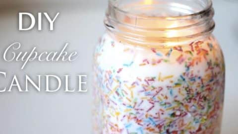 She Makes A Fabulously Colorful Cupcake Candle! | DIY Joy Projects and Crafts Ideas