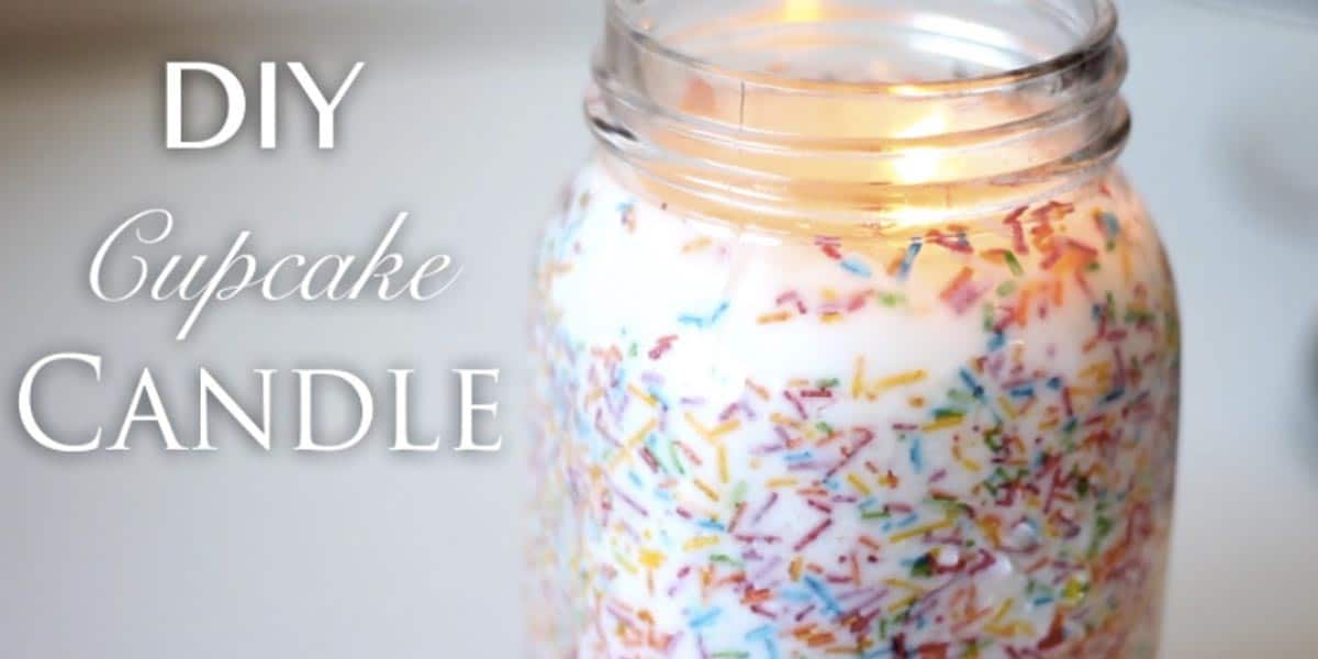 She Makes A Fabulously Colorful Cupcake Candle! | DIY Joy Projects and Crafts Ideas