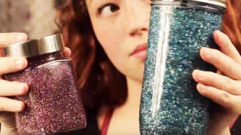 Watch How She Makes This Mesmerizing Glittery Mason Jar For Calming An Anxious Child… | DIY Joy Projects and Crafts Ideas