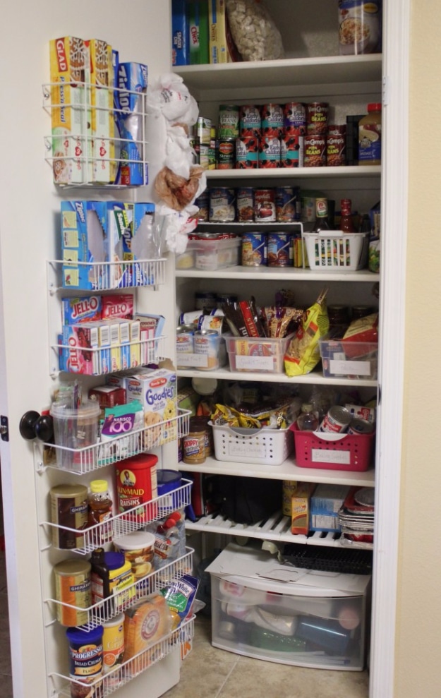 Best Organizing Ideas for the New Year - Pantry Door Organization - Resolutions for Getting Organized - DIY Organizing Projects for Home, Bedroom, Closet, Bath and Kitchen - Easy Ways to Organize Shoes, Clutter, Desk and Closets - DIY Projects and Crafts for Women and Men 