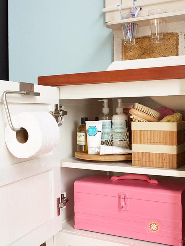 Best Organizing Ideas for the New Year - Super Bathroom Storage - Resolutions for Getting Organized - DIY Organizing Projects for Home, Bedroom, Closet, Bath and Kitchen - Easy Ways to Organize Shoes, Clutter, Desk and Closets - DIY Projects and Crafts for Women and Men 