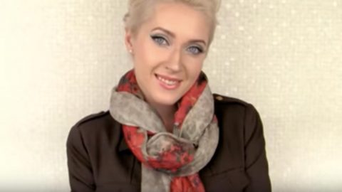 She Shows Us 15 Super Cool Ways To Tie A Scarf Around Her Neck! | DIY Joy Projects and Crafts Ideas