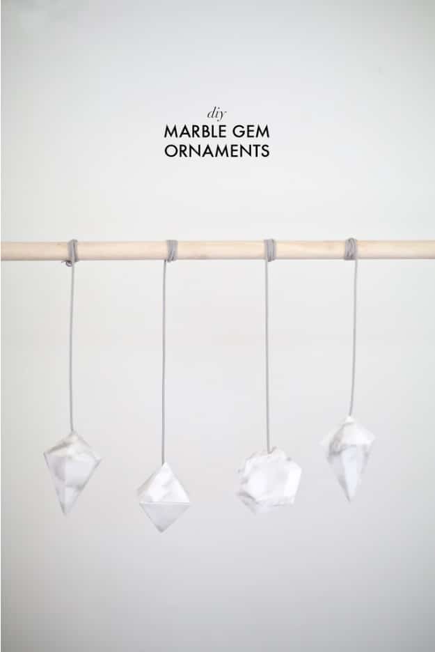 DIY Faux Marble Ideas - DIY Faux Marble Gem Ornaments - Easy Crafts and DIY Projects With Faux Marbling Tutorials - Paint and Decorate Home Decor, Creative DIY Gifts and Office Accessories 
