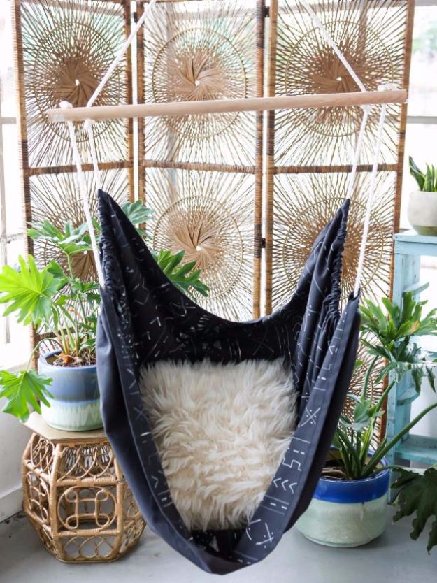 Sewing Projects for The Patio - DIY Mudcloth Hammock Chair - Step by Step Instructions and Free Patterns for Cushions, Pillows, Seating, Sofa and Outdoor Patio Decor - Easy Sewing Tutorials for Beginners - Creative and Cheap Outdoor Ideas for Those Who Love to Sew - DIY Projects and Crafts by DIY JOY #diydecor #diyhomedecor #sewing