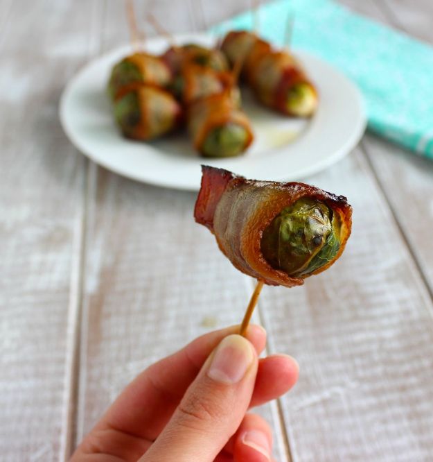 Best Brussel Sprout Recipes - Bacon Wrapped Brussels Sprouts - Easy and Quick Delicious Ideas for Making Brussel Sprouts With Bacon, Roasted, Creamy, Healthy, Baked, Sauteed, Crockpot, Grilled, Shredded and Salad Recipe Ideas #recipes