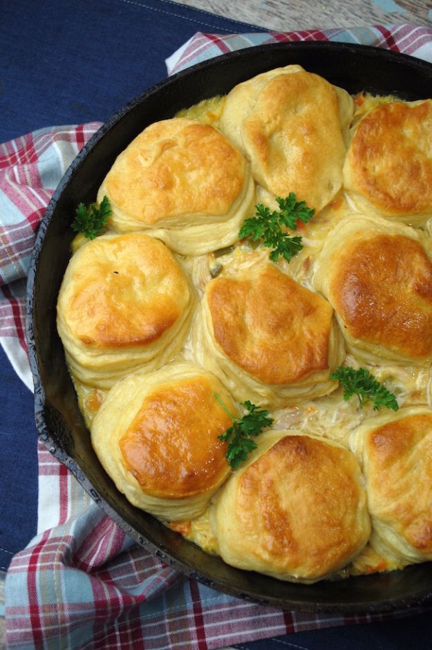 Best Canned Biscuit Recipes - Cast Iron Skillet Chicken Pot Pie - Cool DIY Recipe Ideas You Can Make With A Can of Biscuits - Easy Breakfast, Lunch, Dinner and Desserts You Can Make From Pillsbury Pull Apart Biscuits - Garlic, Sour Cream, Ground Beef, Sweet and Savory, Ideas with Cheese - Delicious Meals on A Budget With Step by Step Tutorials 