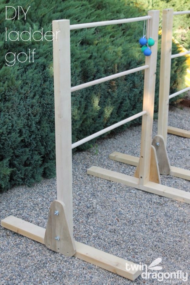 Best DIY Backyard Games - DIY Ladder Golf Game - Cool DIY Yard Game Ideas for Adults, Teens and Kids - Easy Tutorials for Cornhole, Washers, Jenga, Tic Tac Toe and Horseshoes - Cool Projects for Outdoor Parties and Summer Family Fun Outside #diy #backyard #kids #games