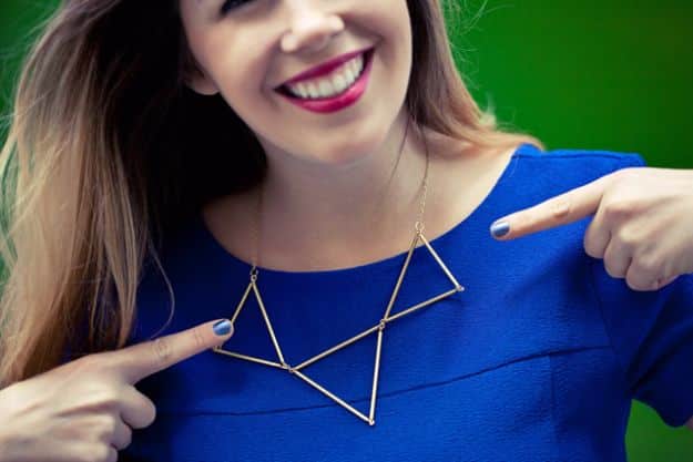 DIY Necklace Ideas - DIY Triangle Necklace - Easy Handmade Necklaces with Step by Step Tutorials - Pendant, Beads, Statement, Choker, Layered Boho, Chain and Simple Looks - Creative Jewlery Making Ideas for Women and Teens, Girls - Crafts and Cool Fashion Ideas for Women, Teens and Teenagers #necklaces #diyjewelry #jewelrymaking #teencrafts