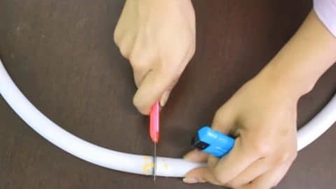 She Cuts a Hula Hoop To Instantly Change Her Decor On A Budget (Watch!) | DIY Joy Projects and Crafts Ideas