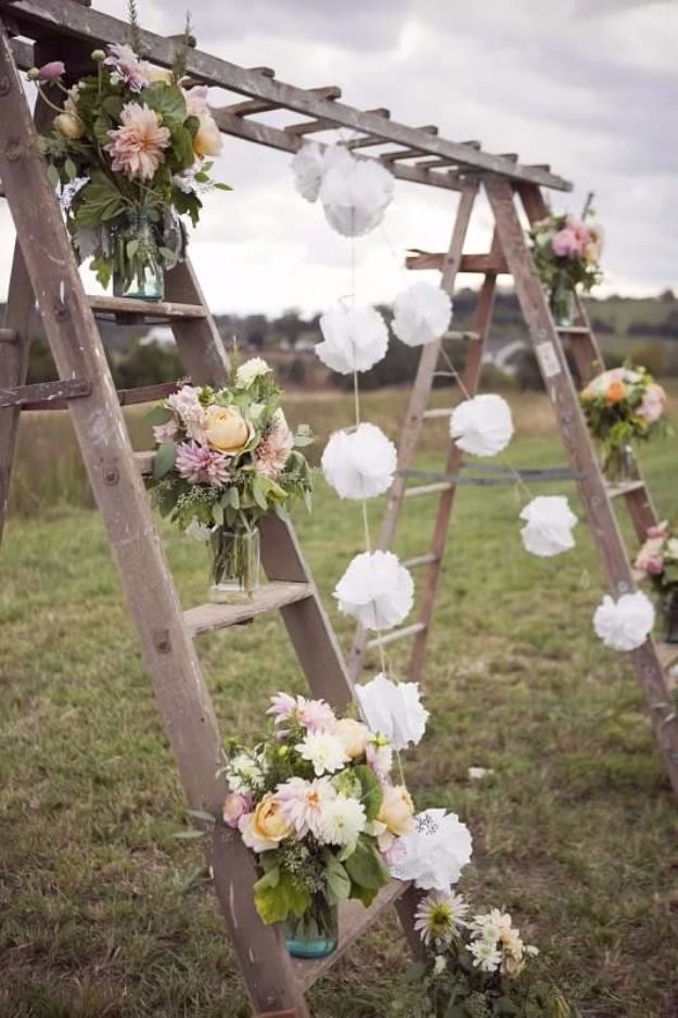 DIY Outdoors Wedding Ideas - Rustic Swing Decor - Step by Step Tutorials and Projects Ideas for Summer Brides - Lighting, Mason Jar Centerpieces, Table Decor, Party Favors, Guestbook Ideas, Signs, Flowers, Banners, Tablecloth #wedding #diy