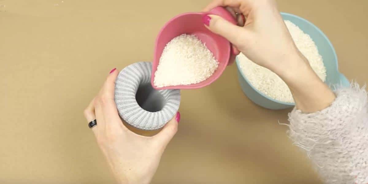 She Pours Rice In This And What She Does After That Is Amazing! | DIY Joy Projects and Crafts Ideas