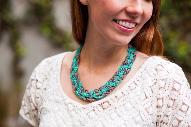 DIY Necklace Ideas - Woven Bead Statement Necklace - Easy Handmade Necklaces with Step by Step Tutorials - Pendant, Beads, Statement, Choker, Layered Boho, Chain and Simple Looks - Creative Jewlery Making Ideas for Women and Teens, Girls - Crafts and Cool Fashion Ideas for Women, Teens and Teenagers #necklaces #diyjewelry #jewelrymaking #teencrafts