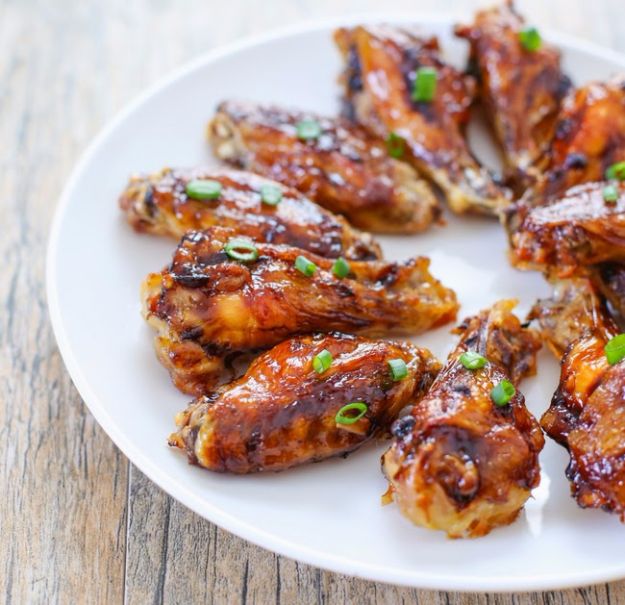 Best Coca Cola Recipes - Coca Cola Bourbon Chicken Wings - Make Awesome Coke Chicken, Coca Cola Cake, Meatballs, Sodas, Drinks, Sweets, Dinners, Meat, Slow Cooker and Recipe Ideas #cocacola #recipes #desserts