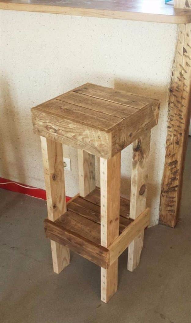 diy barstools - DIY Reclaimed Pallet Stools - Easy and Cheap Ideas for Seating and Creative Home Decor - Do It Yourself Bar Stools for Modern, Rustic, Farmhouse, Shabby Chic, Industrial and Simple Classic Decor #barstools #diy