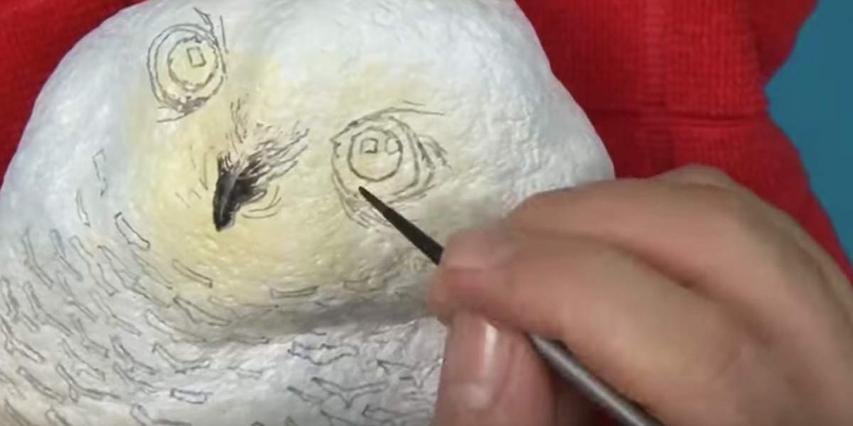 Watch How He Transforms An Ordinary Rock Into A Breathtaking Work Of Art (Free!) | DIY Joy Projects and Crafts Ideas