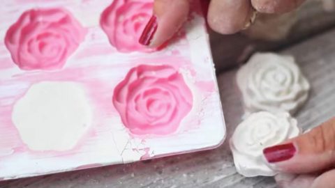 You Won’t Believe The Incredible Thing She Makes With Plaster Chalk And A Cake Mold (Watch!) | DIY Joy Projects and Crafts Ideas
