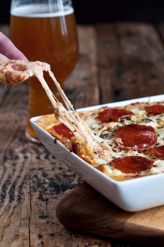 Best Recipes Made With Beer - Beer Cheese Pizza Dip - Easy Dinner, Lunch and Snack Recipe Ideas Made With Beer - Food for the Slow Cooker and Crockpot, Meat and Chicken Dishes, Appetizers, Homemade Pretzels, Summer BBQ Sauces and PArty Food Ideas 