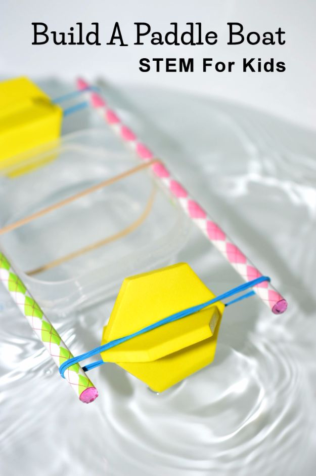 STEM CRAFTS and science projects for Kids and Teens - Build A Paddle Boat - Fun and Easy Do It Yourself Projects and Crafts Using Math, Electronics, Engineering Concepts and Basic Building Skills - Creatve and Cool Project Tutorials For Kids To Make At Home This Summer - Boys, Girls and Teenagers Have Fun Making Room Decor, Experiments and Playtime STEM Fun #stem #diyideas #stemideas #kidscrafts