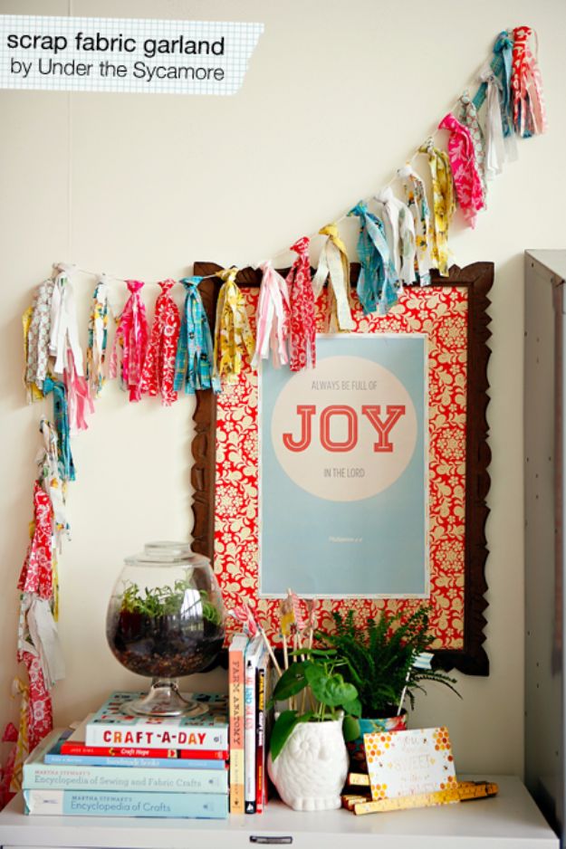 Best Quilting and Fabric Scraps Projects - DIY Scrap Fabric Garland - Easy Ideas for Making DIY Home Decor, Homemade Gifts, Wall Art , Kitchen Accessories, Clothes and Fashion from Leftover Fabric Scrap and Quilt Pieces - Cute Do It Yourself Ideas for Birthday, Christmas, Baby and Friends #crafts #quilting #sewing