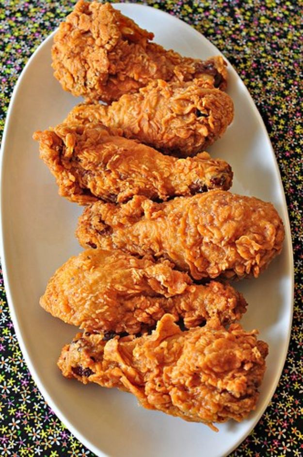 Best Country Cooking Recipes - Extra Crispy Spicy Fried Chicken - Easy Recipes for Country Food Like Chicken Fried Steak, Fried Green Tomatoes, Southern Gravy, Breads and Biscuits, Casseroles and More - Breakfast, Lunch and Dinner Recipe Ideas for Families and Feeding A Crowd - Step by Step Instructions for Making Homestyle Dips, Snacks, Desserts #recipes