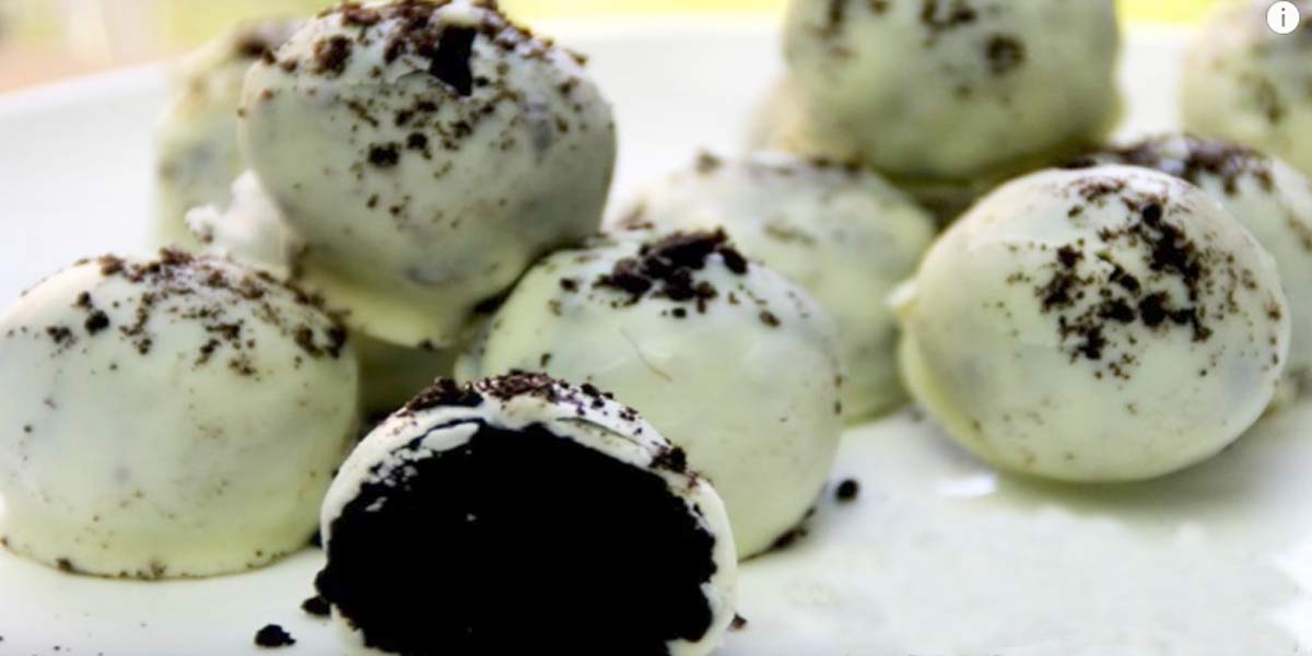 Can You Believe You Need Only Three Ingredients To Make These Mouthwatering Oreo Balls? | DIY Joy Projects and Crafts Ideas