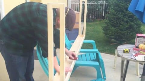 This Guy Comes Up With An Easy And Brilliant Idea To Use In His Living Room (Watch!) | DIY Joy Projects and Crafts Ideas
